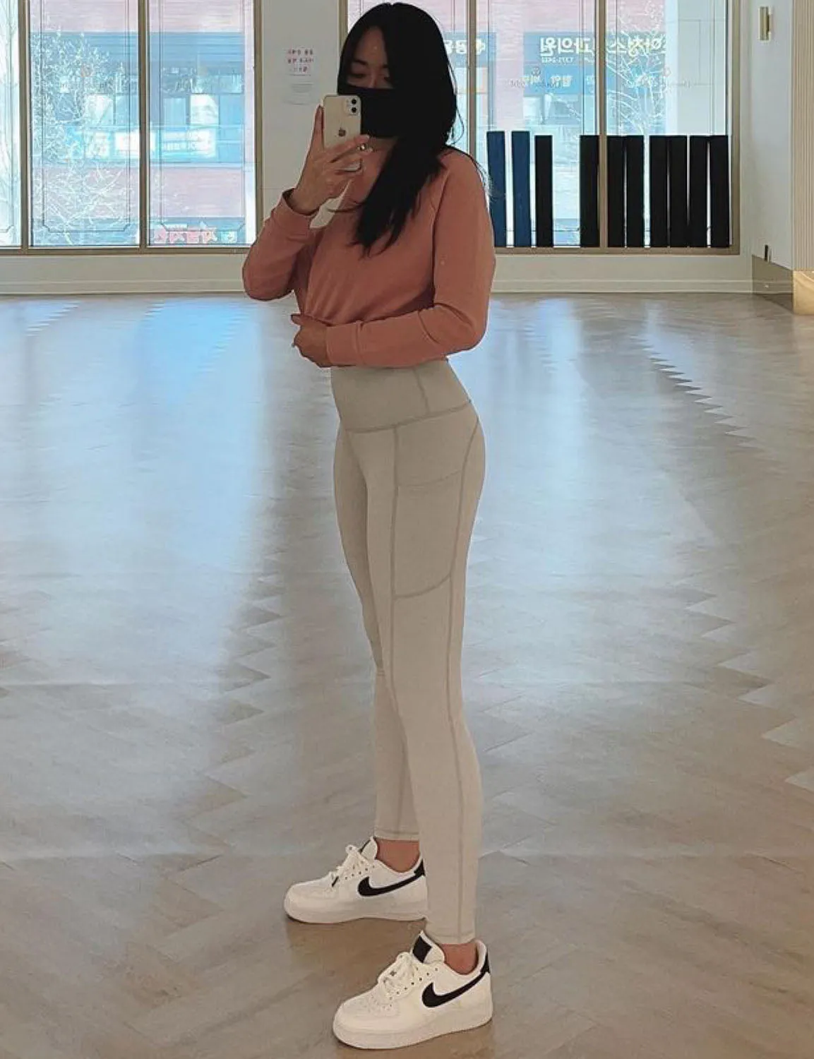 Hip Line Side Pockets Yoga Pants lightgray ins
